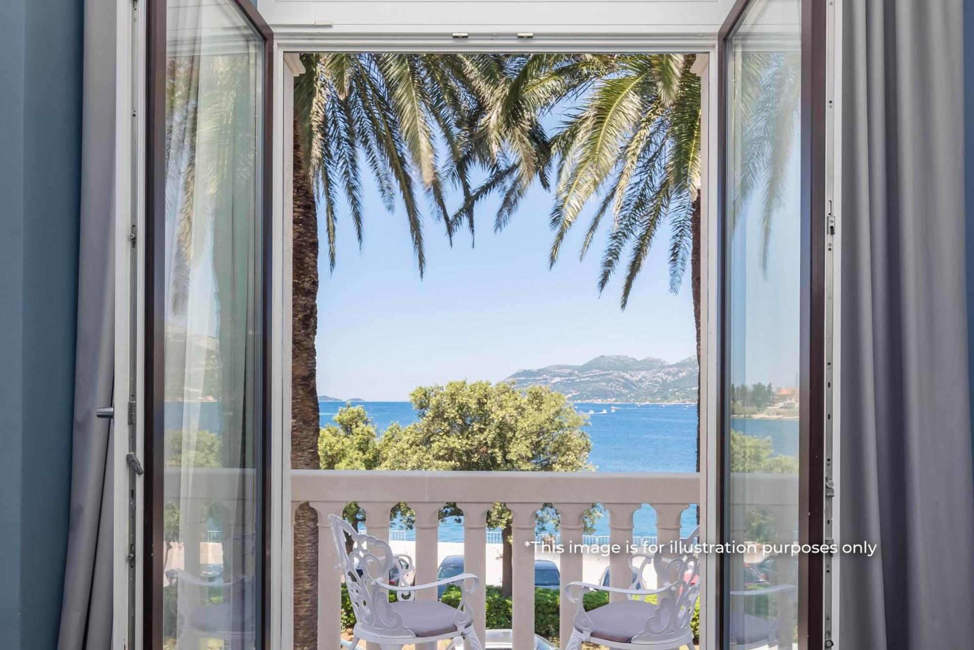 Luxuriöse Suite mit Meerblick und Balkon